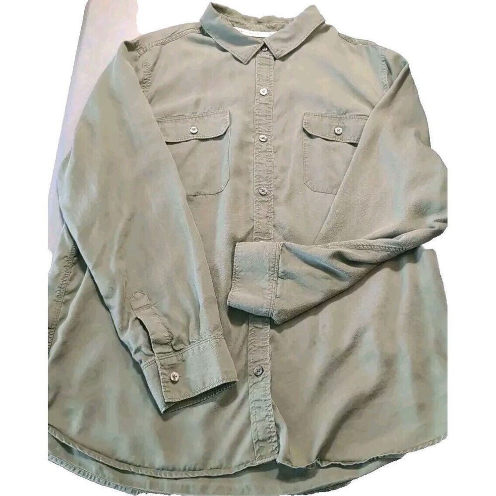 Tommy Bahama 100% Lyocell Men XL Olive Green Long Sleeve Button Up 2 Pockets